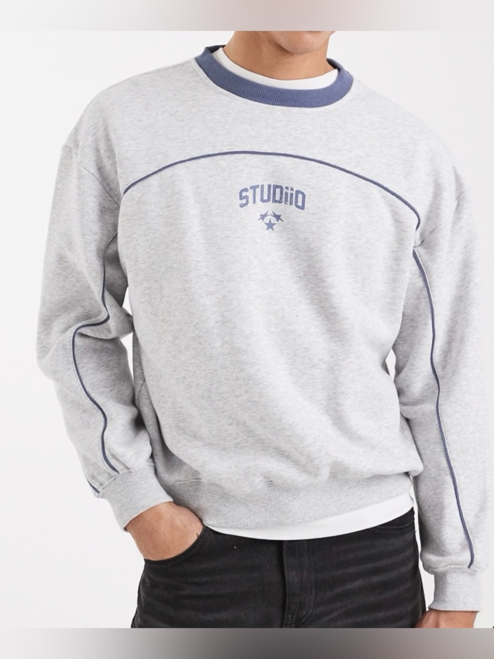 ASOS
Cotton On Box fit graphic crew sweater is featured in a light gray color. L